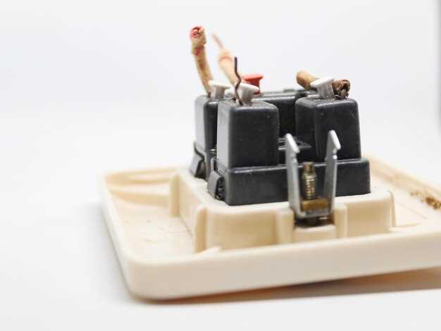 Расположение блока предохранителей и реле под капотом