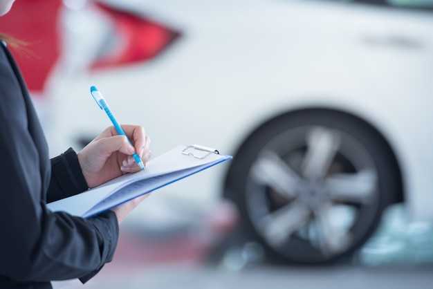 Сравнение новых и подержанных автомобилей