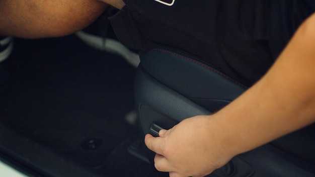 Плюсы и минусы различных производителей задних подушек