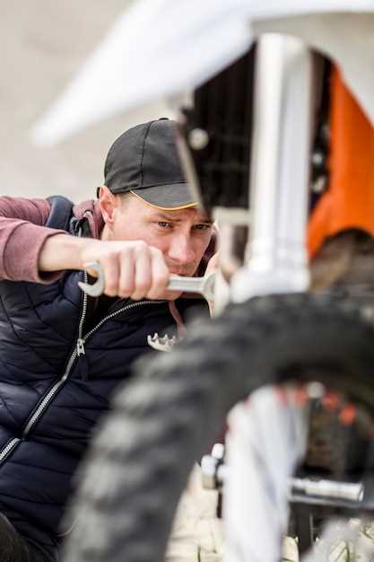 Процесс замены троса Pajero Sport 2