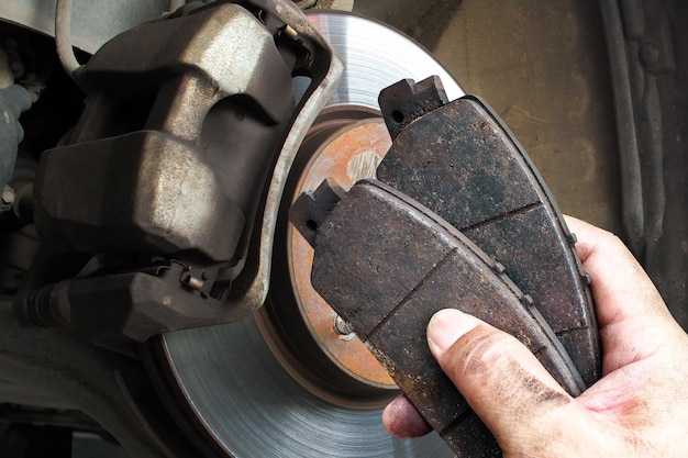 Как правильно установить новые тормозные колодки