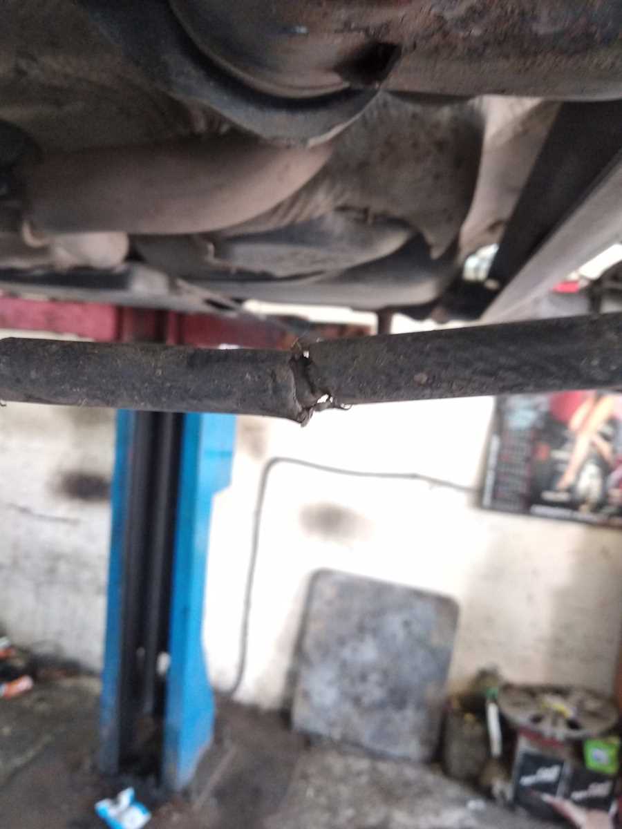 Важная информация — возможность и необходимость замены тросов ручника на автомобиле Volkswagen Polo